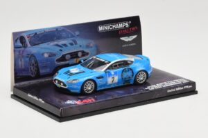 Aston Martin V12 Vantage #7 U. Bez / Porritt / R. Meaden / Mathai 24 Hours Nurburgring 2009 Minichamps 1:43 437091307 Metal - imaginea 2 din 4