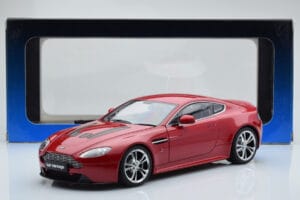 Aston Martin V12 Vantage Roșu AUTOart 1:18 70208 Metal - imaginea 8 din 8