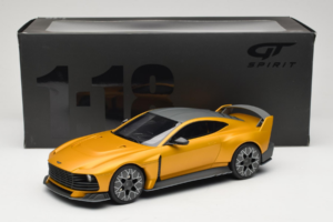 Aston Martin Valiant Auric Gold Metallic GT Spirit 1:18 GT546 Rășină - imaginea 6 din 6