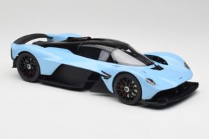 Aston Martin Valkyrie Racing Albastru GT Spirit 1:18 GT915 Rășină - imaginea 4 din 6