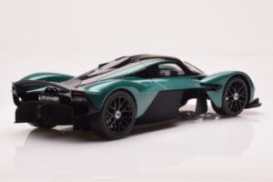 Aston Martin Valkyrie Racing Green GT Spirit 1:18 GT435 Rășină - imaginea 2 din 6