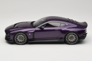 Aston Martin Valour Albastru Închis GT Spirit 1:18 GT944 Rășină - imaginea 3 din 6
