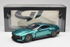 Aston Martin Valour Racing Green GT Spirit 1:18 GT480 Rășină - imaginea 6 din 6