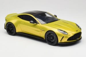 Aston Martin Vantage Cosmopolitan Yellow GT Spirit 1:18 GT514 Rășină - imaginea 4 din 6