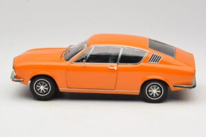 Audi 100 C1 Coupe S Portocaliu Anson 1:18 30402 Metal - imaginea 4 din 8