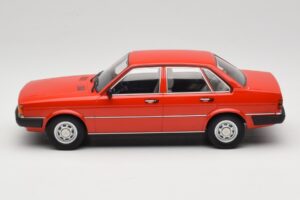 Audi 80 B2 GLS Roșu MCG 1:18 MCG18526 Metal - imaginea 3 din 6
