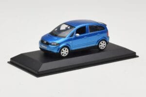 Audi A2 Light Blue Metallic Minichamps 1:43 AUDI007 Metal - imaginea 2 din 4