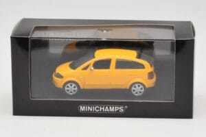 Audi A2 8Z Galben Minichamps 1:43 AUDI005 Metal - imaginea 4 din 4