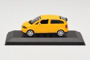Audi A2 8Z Galben Minichamps 1:43 AUDI005 Metal