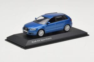Audi A3 8P Sportback Mauritius Blue Minichamps 1:43 5010403033 Metal - imaginea 2 din 4