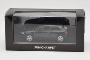 Audi A3 8P Black Metallic Minichamps 1:43 12000 Metal - imaginea 4 din 4