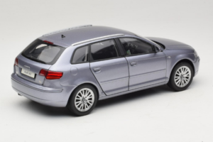 Audi A3 8P Sportback Light Blue Metallic Kyosho 1:18 5010403025 Metal - imaginea 3 din 8