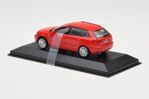 Audi A3 8P Sportback Roșu Minichamps 1:43 5010403023 Metal - imaginea 3 din 4