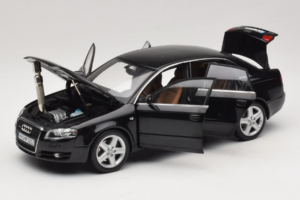 Audi A4 B6 3.2 Quattro Negru Minichamps 1:18 5010404125 Metal - imaginea 2 din 8