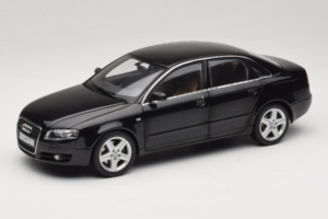 Audi A4 B6 3.2 Quattro Negru Minichamps 1:18 5010404125 Metal