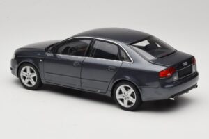 Audi A4 B7 Gri Metalizat Minichamps 1:18 100014400 Metal - imaginea 7 din 8