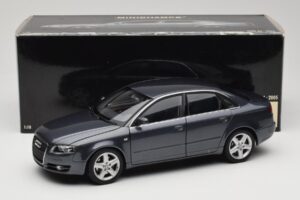Audi A4 B7 Gri Metalizat Minichamps 1:18 100014400 Metal - imaginea 8 din 8