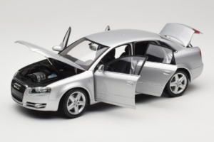 Audi A4 B7 Argintiu Minichamps 1:18 100014402 Metal - imaginea 2 din 8