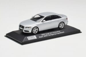 Audi A4 B8 3.2 Quattro Ice Argintiu Minichamps 1:43 5010704113 Metal - imaginea 2 din 4