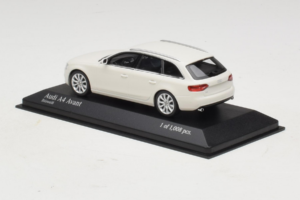 Audi A4 B8 Avant Alb Minichamps 1:43 410011010 Metal - imaginea 3 din 5