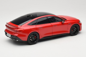 Audi A5L Sportback Roșu OEM 1:18 ZAM60004A Metal - imaginea 3 din 8
