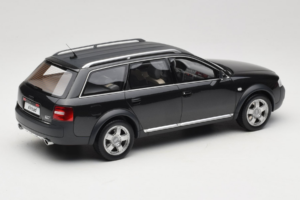 Audi A6 C5 Allroad quattro Brilliant Black Otto 1:18 OT1189 Rășină - imaginea 2 din 6