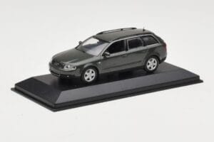Audi A6 C5 Avant Gri Închis Minichamps 1:43 AUDI006 Metal - imaginea 2 din 4