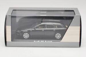 Audi A6 C6 Avant Phantom Negru Minichamps 1:43 5010406233 Metal - imaginea 4 din 4