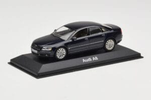 Audi A8 D3 Blue Metallic Light Interior Minichamps 1:43 20000001386003 Metal - imaginea 2 din 4