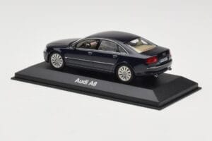 Audi A8 D3 Blue Metallic Light Interior Minichamps 1:43 20000001386003 Metal - imaginea 3 din 4