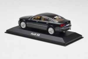 Audi A8 D3 Phantom Negru Minichamps 1:43 5010508133 Metal - imaginea 3 din 4