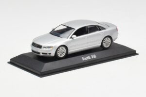 Audi A8 D3 Argintiu Minichamps 1:43 20000001386001 Metal - imaginea 2 din 4