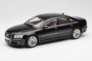 Audi A8 D3 W12 Negru Kyosho 1:18 09212BK Metal