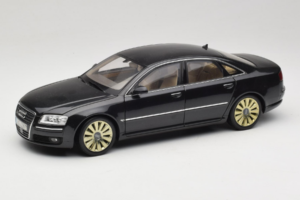 Audi A8 D3 W12 Negru Kyosho 1:18 5010508135 Metal