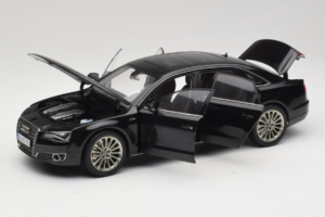 Audi A8L D3 W12 Phantom Black Kyosho 1:18 5011008125 Metal - imaginea 2 din 8