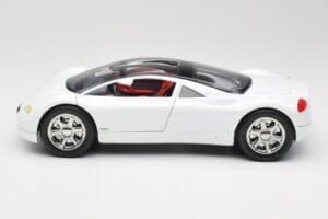 Audi Avus Quattro Alpine White Revell 1:18 08913 Metal - imaginea 4 din 8