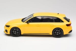 Audi RS4 B9 Avant Aniversare 25 ani Vegas Galben GT Spirit 1:18 GT935 Rășină - imaginea 3 din 6