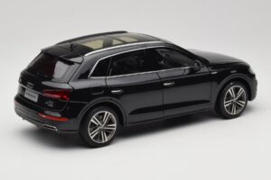 Audi Q5L FY Negru Paudi Model 1:18 26732 Metal - imaginea 3 din 8