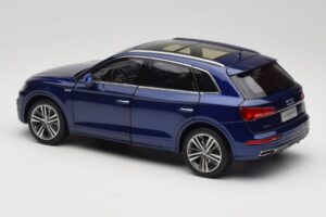 Audi Q5L FY Albastru Paudi Model 1:18 33729 Metal - imaginea 7 din 8