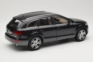 Audi Q7 4L Lava Grey Minichamps 1:18 5010507625 Metal - imaginea 3 din 8