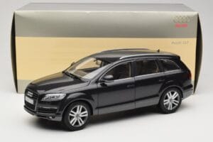 Audi Q7 4L Lava Grey Minichamps 1:18 5010507625 Metal - imaginea 8 din 8