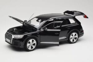 Audi Q7 4M Orca Black Minichamps 1:18 5011407625 Metal - imaginea 2 din 8