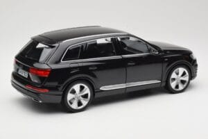 Audi Q7 4M Orca Black Minichamps 1:18 5011407625 Metal - imaginea 3 din 8