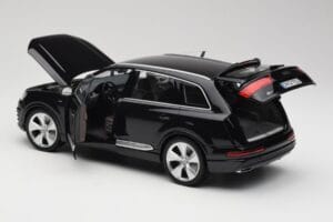 Audi Q7 4M Orca Black Minichamps 1:18 5011407625 Metal - imaginea 5 din 8