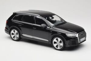 Audi Q7 4M Orca Black Minichamps 1:18 5011407625 Metal - imaginea 6 din 8