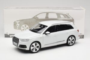 Audi Q7 4M Alb Minichamps 1:18 110014000 Metal - imaginea 8 din 8