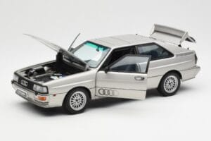 Audi Quattro LWB Argintiu AUTOart 1:18 70303 Metal - imaginea 2 din 8