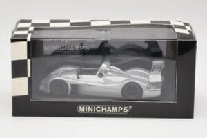 Audi R10 Concept Ice Argintiu Metallic Minichamps 1:43 AUDI001 Metal - imaginea 4 din 4