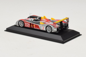 Audi R10 TDI LMP1 #2 R. Capello / T. Kristensen 2007 Minichamps 1:43 400071602 Metal - imaginea 3 din 4