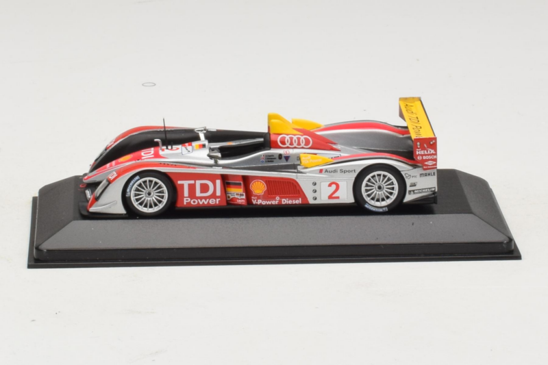 Audi R10 TDI LMP1 #2 R. Capello / T. Kristensen 2007 Minichamps 1:43 400071602 Metal